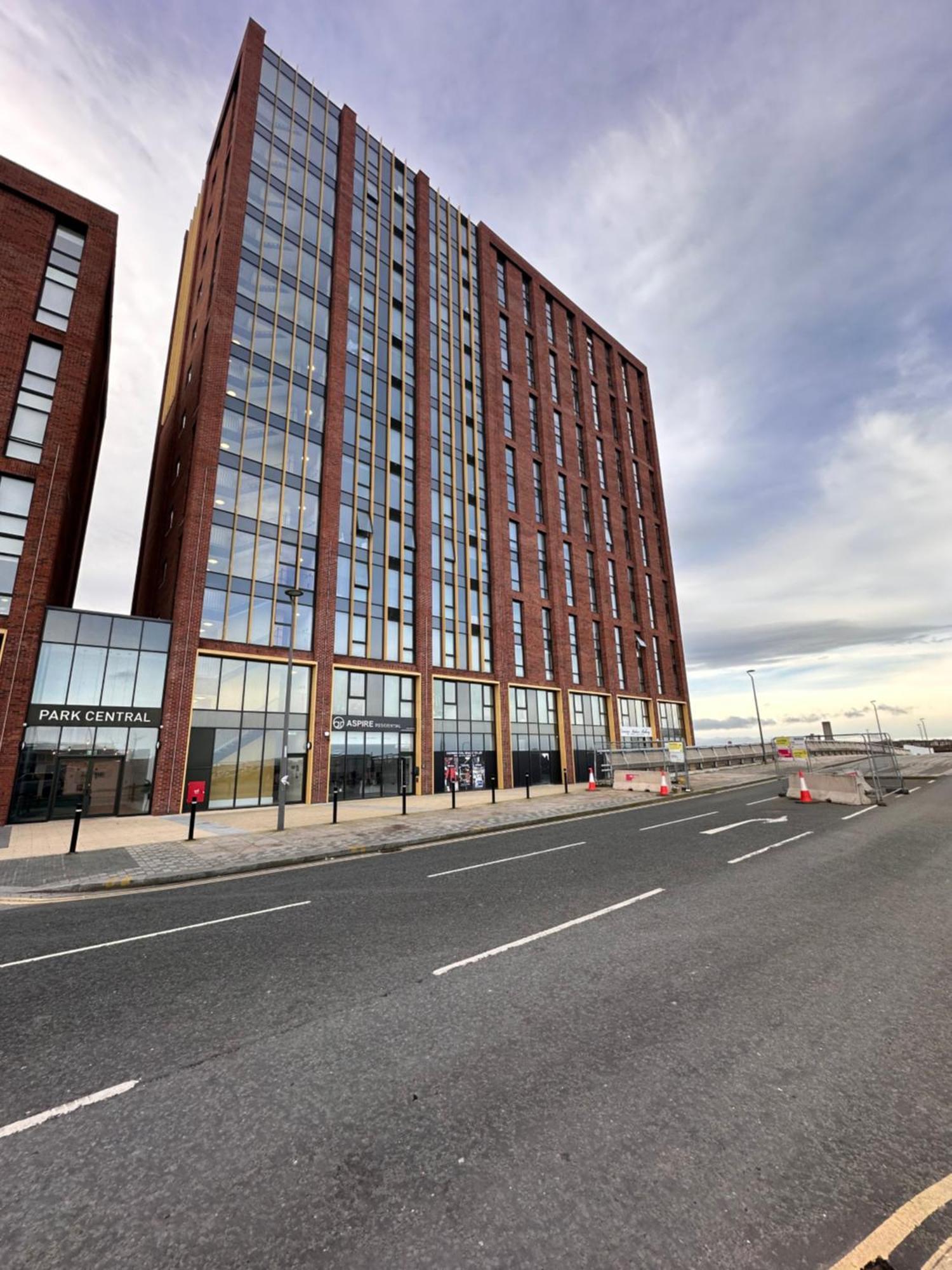 Park Central Liverpool Apartment Ngoại thất bức ảnh